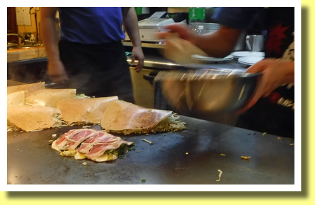 Cooking Okonomi-yaki, Hiroshima, Chugoku