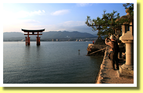 Torii gate of Itsuku-shima Jinja shrine, Hatsukaichi, Hiroshima, Chugoku